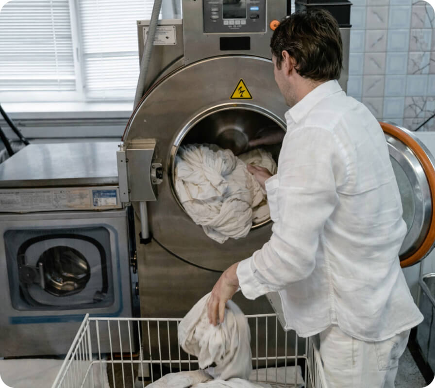 Laundramats available